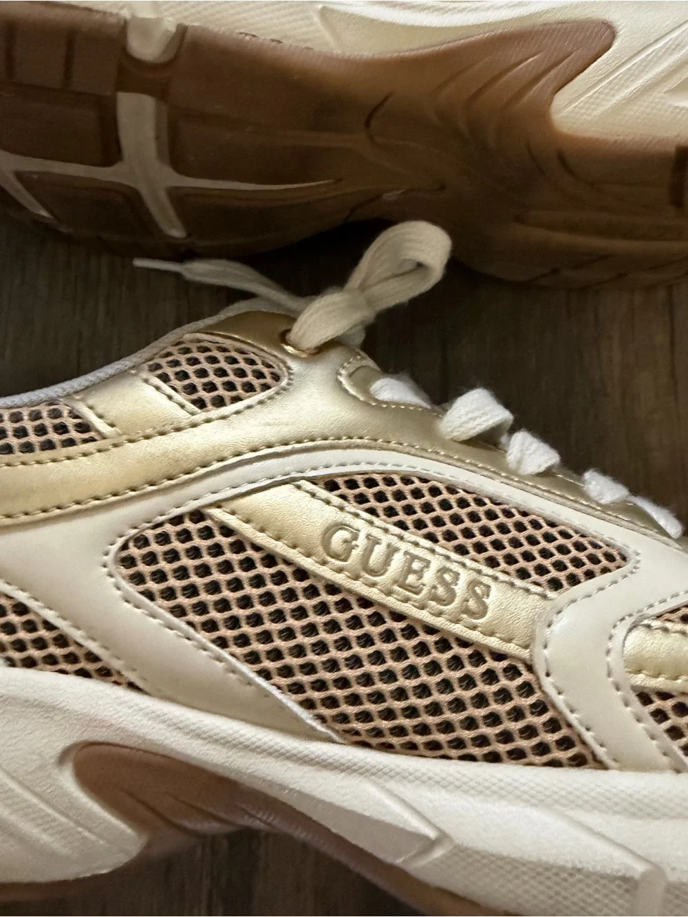 Guess Metallic Gold White Mesh Running Sneakers Tennis Shoes Athleisure Y2K 8